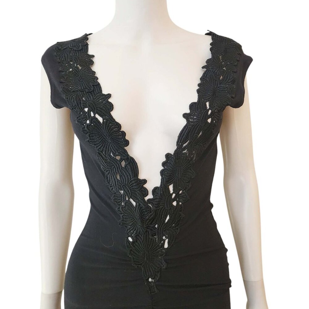 Cotton V-Neck Laced Bodycon Dress - Picture 3 of 9